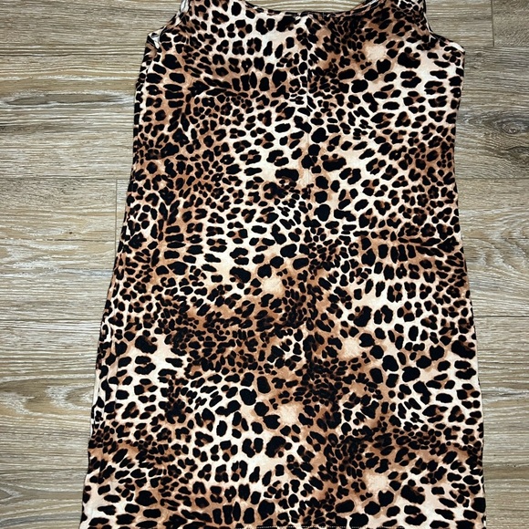 H&M dress - Picture 3 of 4